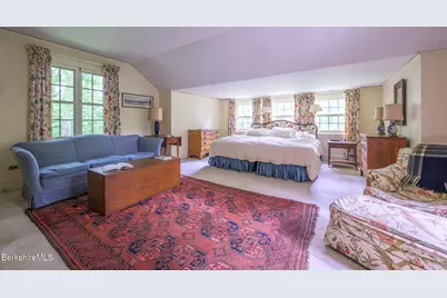 720 South St, Pittsfield, MA 01201 - Photo 36