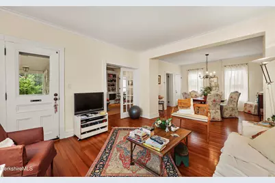 25 Cottage St, Great Barrington, MA 01230 - Photo 10