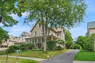 25 Cottage St, Great Barrington, MA 01230 - Photo 2