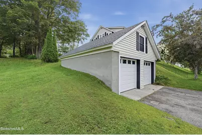 4 Harding Ave, Adams, MA 01220 - Photo 44