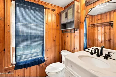4 Harding Ave, Adams, MA 01220 - Photo 16