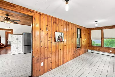4 Harding Ave, Adams, MA 01220 - Photo 18