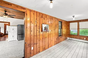 4 Harding Ave, Adams, MA 01220 - Photo 18