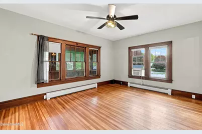 4 Harding Ave, Adams, MA 01220 - Photo 8