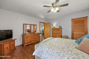 4 Richmond St, Adams, MA 01220 - Photo 34