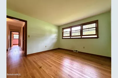 2044 State Rd, Richmond, MA 01254 - Photo 24