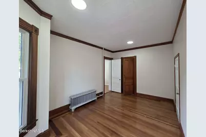 28 Bartlett Ave, Pittsfield, MA 01201 - Photo 12