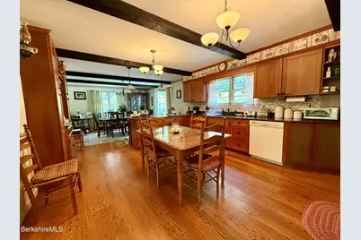 20 Franklin St, Pittsfield, MA 01201 - Photo 6