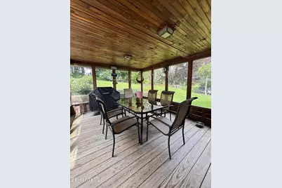 20 Franklin St, Pittsfield, MA 01201 - Photo 12