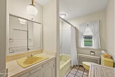 20 Franklin St, Pittsfield, MA 01201 - Photo 18