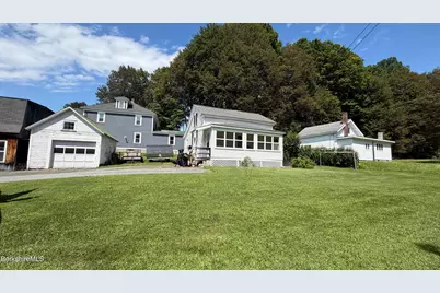 3 Richmond Ln, Adams, MA 01220 - Photo 4