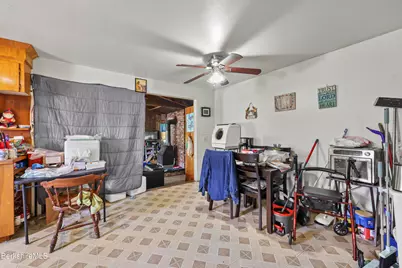 81 Calumet St, Pittsfield, MA 01201 - Photo 6