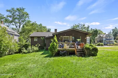 81 Calumet St, Pittsfield, MA 01201 - Photo 26