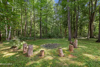 94 Velma Ave, Pittsfield, MA 01201 - Photo 36