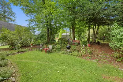 263 Shore Rd, Richmond, MA 01254 - Photo 20