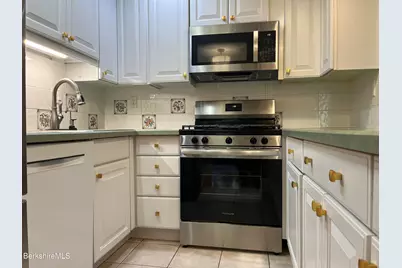 8 Rolling Hills #8-12, Lenox, MA 01240 - Photo 2