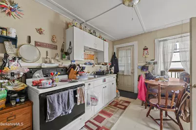 1093-1097 Tyler St, Pittsfield, MA 01201 - Photo 18