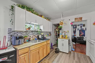 1093-1097 Tyler St, Pittsfield, MA 01201 - Photo 6