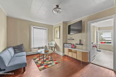 1093-1097 Tyler St, Pittsfield, MA 01201 - Photo 22