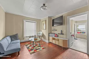1093-1097 Tyler St, Pittsfield, MA 01201 - Photo 22