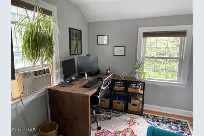 84 Windsor Ave, Pittsfield, MA 01201 - Photo 22