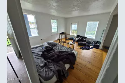 85 Wahconah St, Pittsfield, MA 01201 - Photo 8