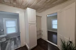 98 Friend St, Adams, MA 01220 - Photo 10