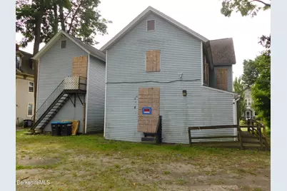 112 Union St, Pittsfield, MA 01201 - Photo 4