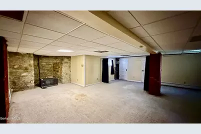 242 Church St, North Adams, MA 01247 - Photo 46