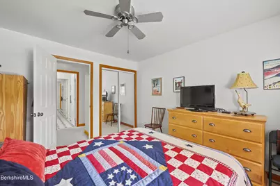 260 Pittsfield Rd #E6, Lenox, MA 01240 - Photo 22