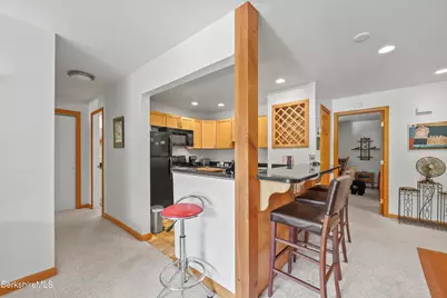 260 Pittsfield Rd #E6, Lenox, MA 01240 - Photo 12