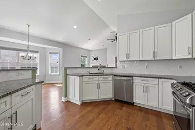 23 Aspen Way, Pittsfield, MA 01201 - Photo 12