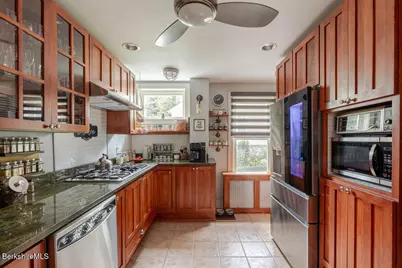 238 East St, Great Barrington, MA 01230 - Photo 6