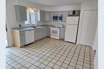 70 Lake St #b, Dalton, MA 01226 - Photo 6