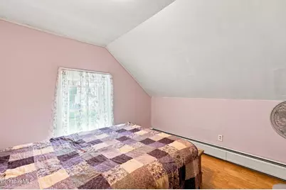 19 1/2 Spring St, North Adams, MA 01247 - Photo 18