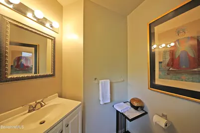 19 Hawthorne Rd #GH 8, Stockbridge, MA 01262 - Photo 10