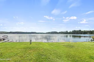 10 Club Cir, Pittsfield, MA 01201 - Photo 46