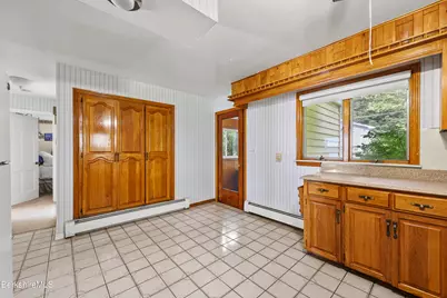 10 Club Cir, Pittsfield, MA 01201 - Photo 6