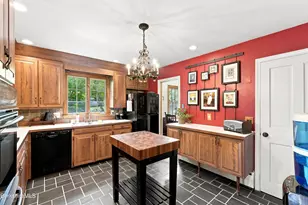 422 Barker Rd, Pittsfield, MA 01201 - Photo 8