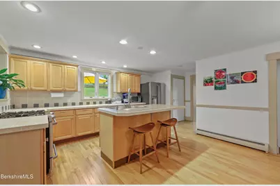 662 North Hoosac Rd, Williamstown, MA 01267 - Photo 22