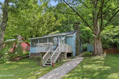 10 Mahkeenac Heights Rd, Stockbridge, MA 01262 - Photo 1