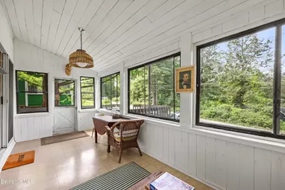 10 Mahkeenac Heights Rd, Stockbridge, MA 01262 - Photo 6