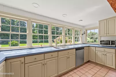 130 S Main St, Sheffield, MA 01257 - Photo 6