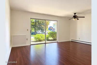 106 E Housatonic St #2, Pittsfield, MA 01201 - Photo 2