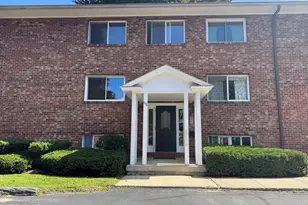 106 E Housatonic St, Pittsfield, MA 01201 - Photo 1