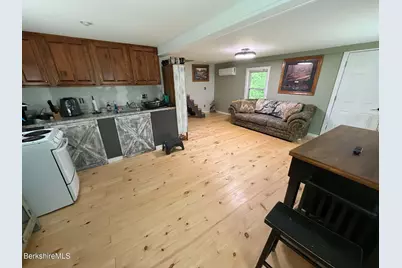 27 Navaho Ln, Heath, MA 01346 - Photo 14