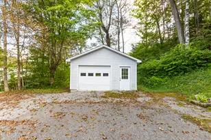 50 1/2 Melrose St, Adams, MA 01220 - Photo 4
