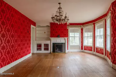 39 South St, Great Barrington, MA 01230 - Photo 12