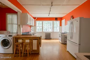 39 South St, Great Barrington, MA 01230 - Photo 26