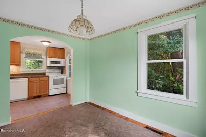 144 Castle Hill Ave, Great Barrington, MA 01230 - Photo 12